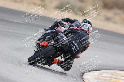 media/Dec-17-2022-SoCal Trackdays (Sat) [[224abd9271]]/Turn 10 Backside (120pm)/